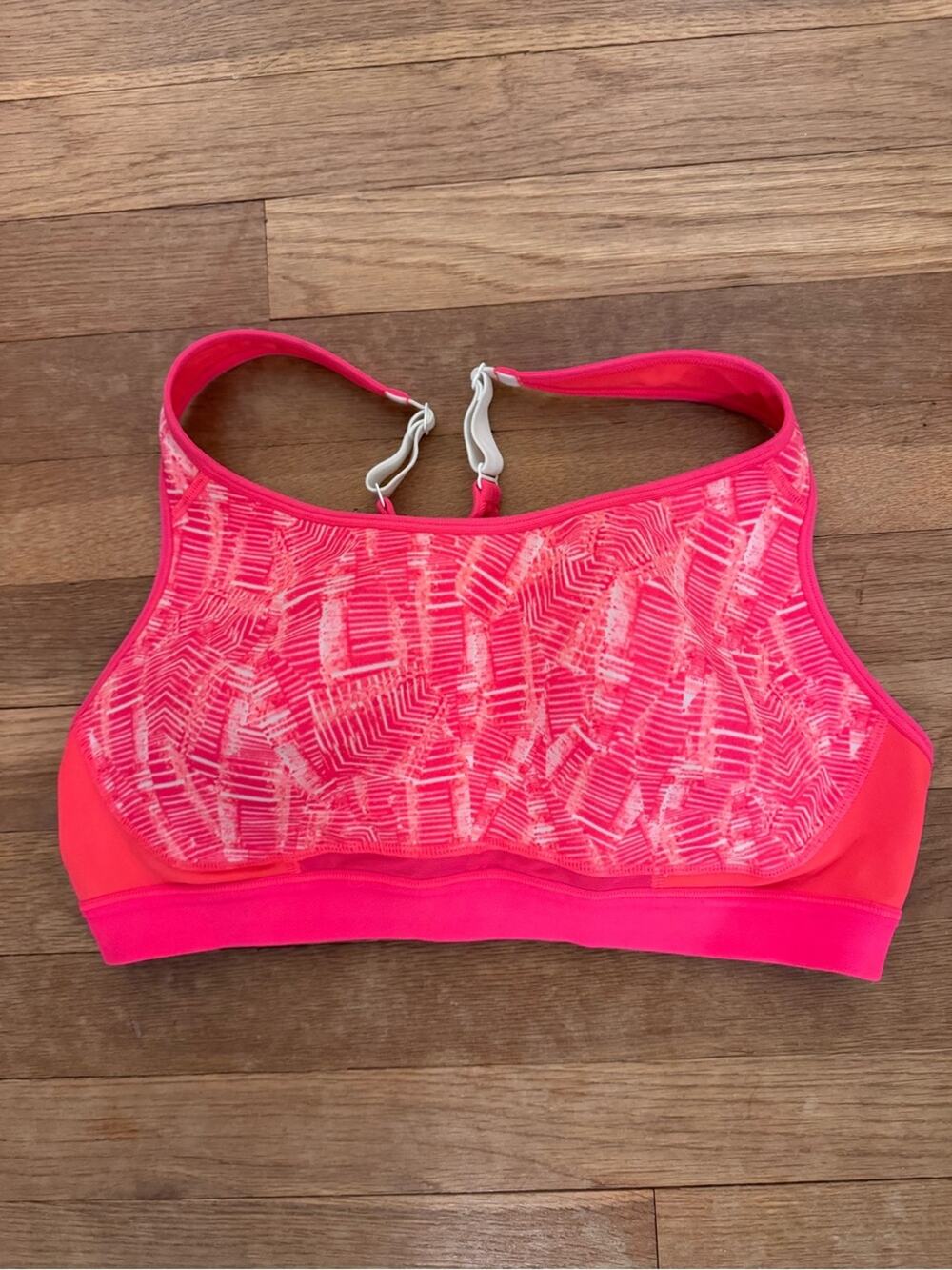 C9 Champion Women's Pink Abstract Print Adjustable Sports Bra - Size Small
b86